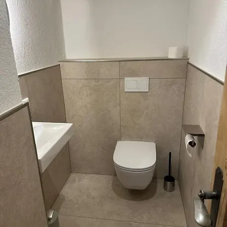 Neuhauserhof Фермерский дом