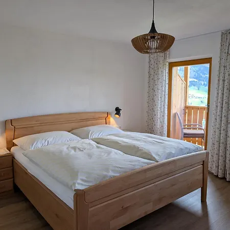 Neuhauserhof مزرعة للإقامة كارتياسش